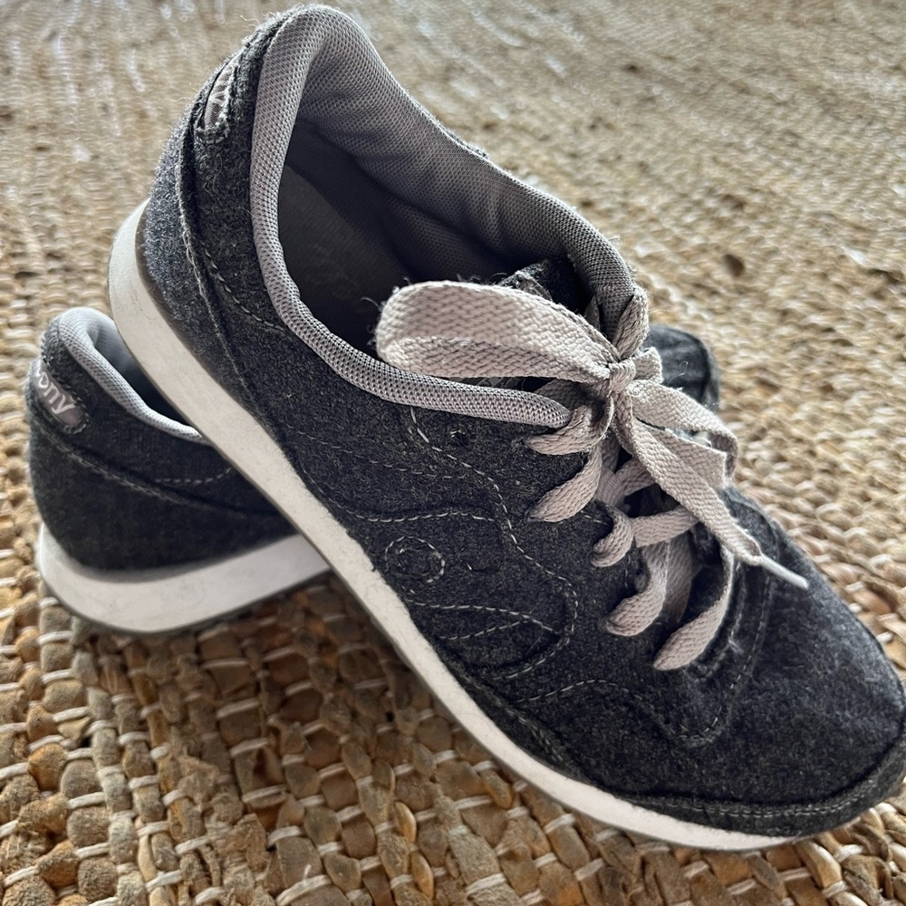 Saucony X Madewell DXN Grey Felt Trainer - 6.5